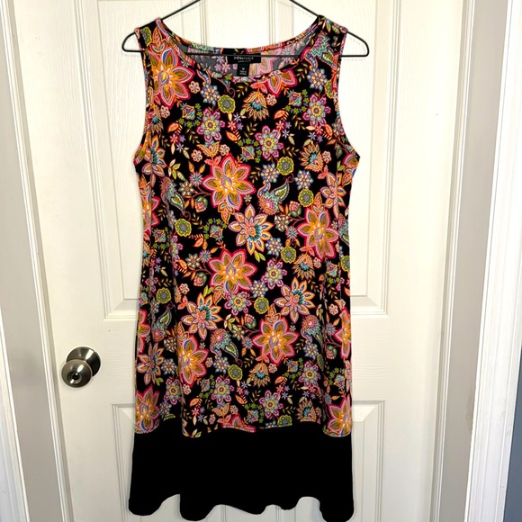 EUC RN Studio by Ronni Nicole Mid Length Swing Dress - Picture 1 of 4
